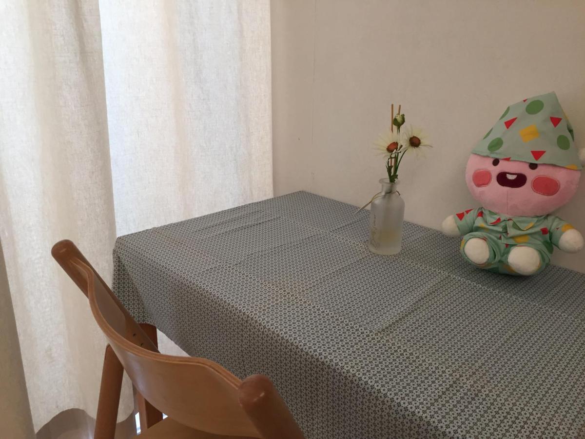 Inside Busan Hostel Экстерьер фото