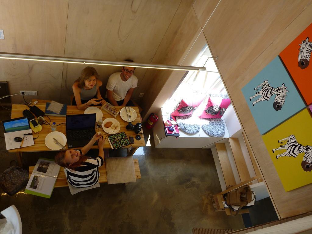 Inside Busan Hostel Экстерьер фото